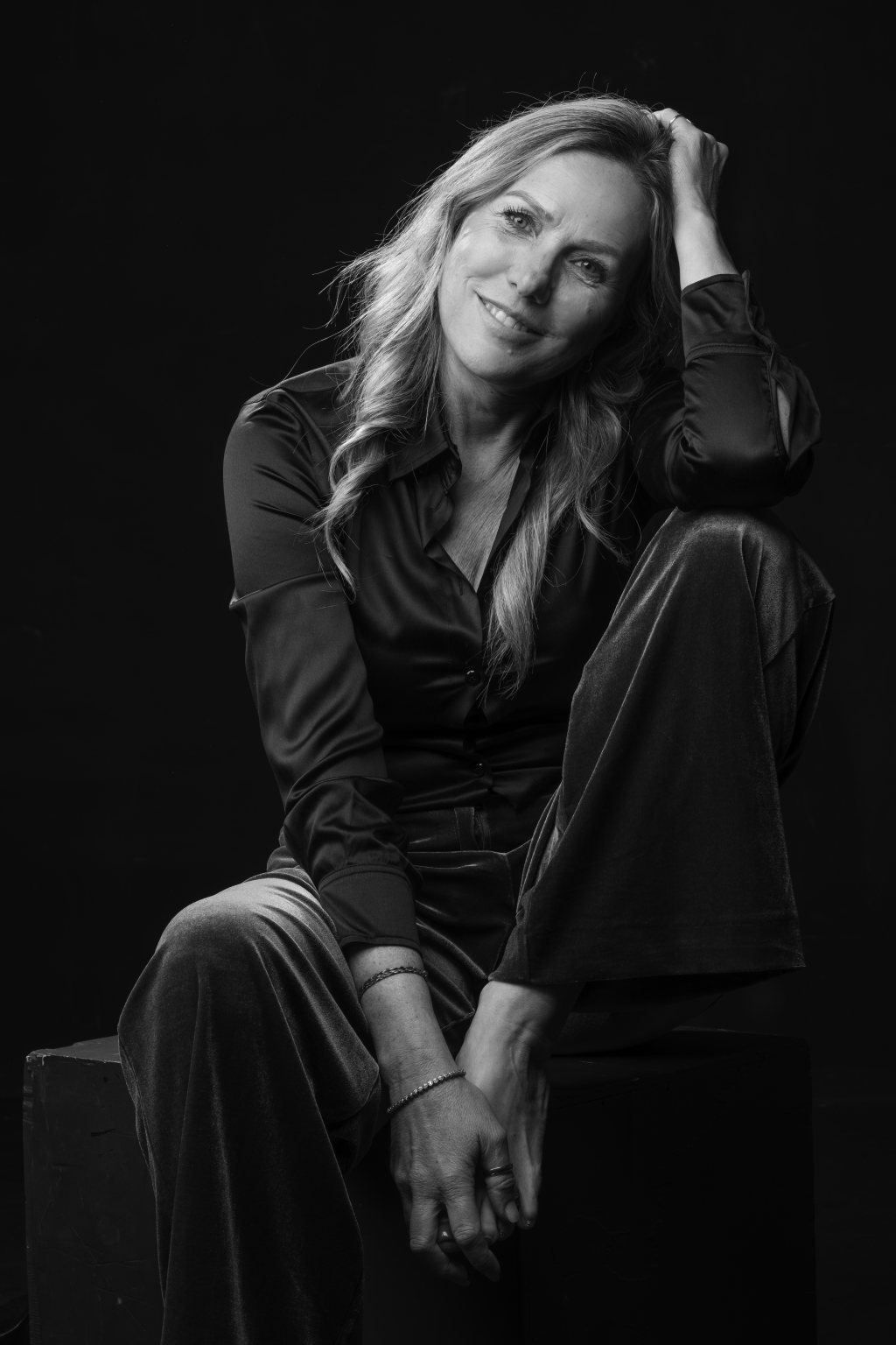 Ritratto professionale femminile in bianco e nero realizzato a Firenze, realizzato per una libera professionista.